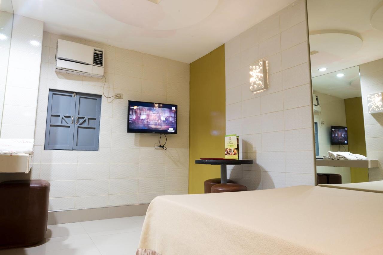 Vista Hotel Recto Manila Eksteriør billede