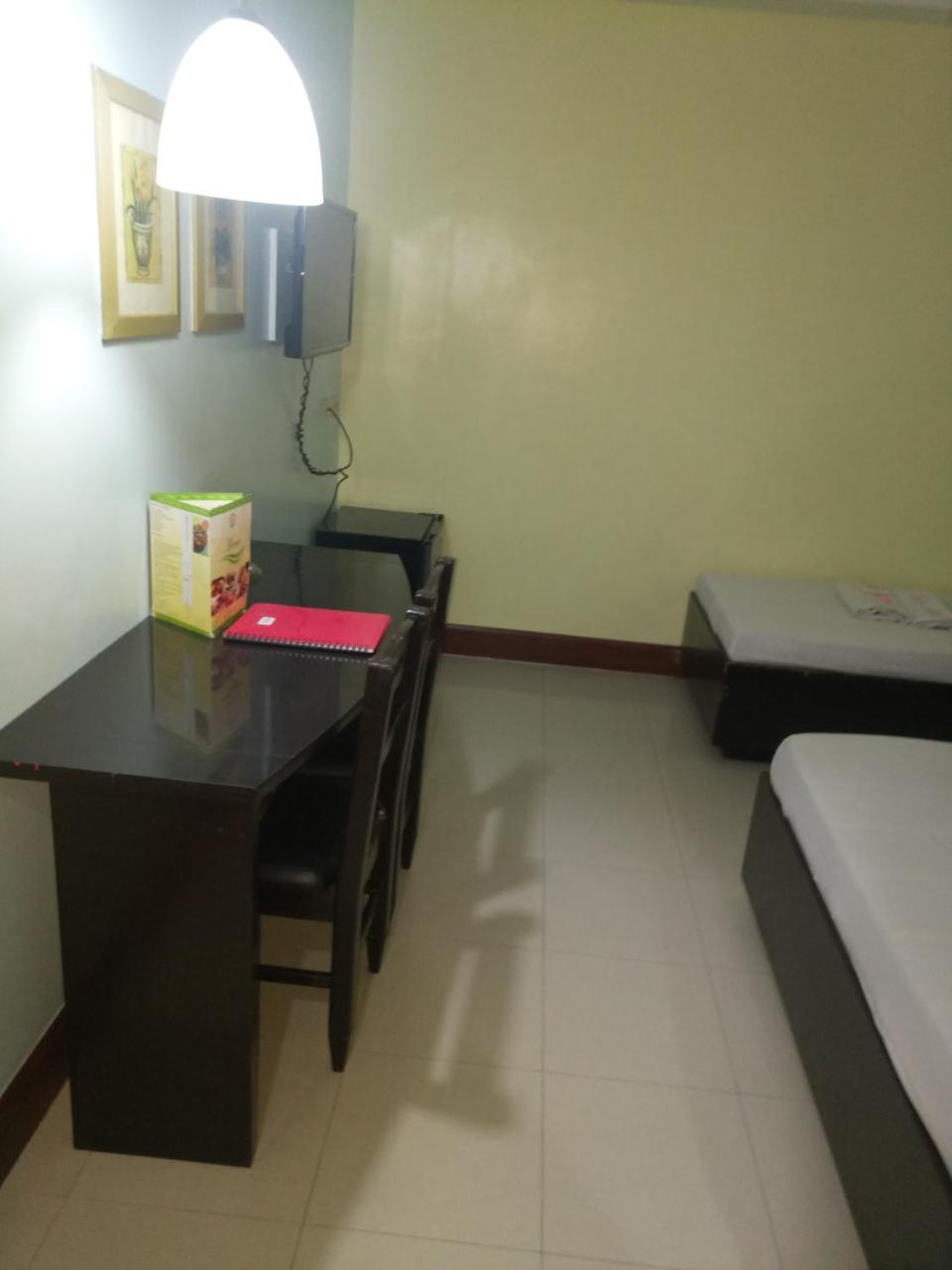 Vista Hotel Recto Manila Eksteriør billede